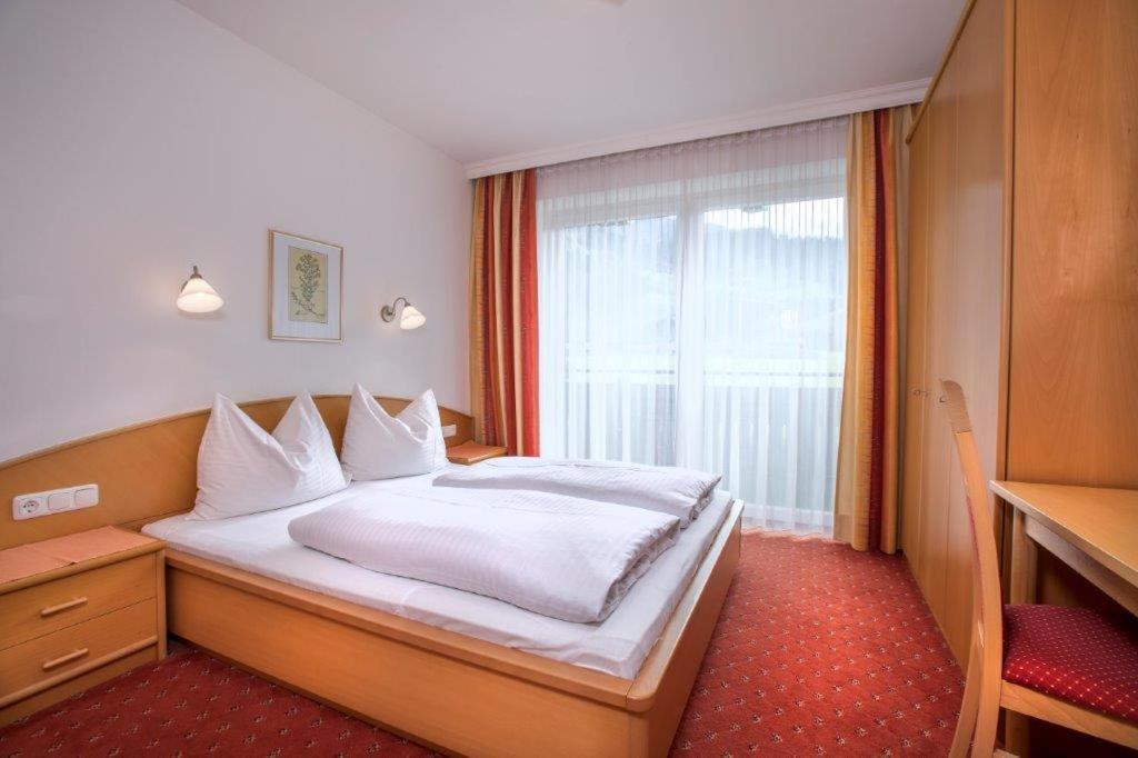 Hotel Garni Roesslhof Hollersbach im Pinzgau Exterior foto