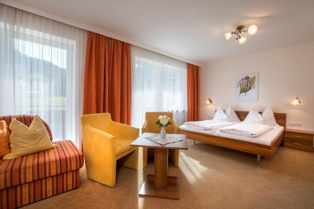 Hotel Garni Roesslhof Hollersbach im Pinzgau Exterior foto